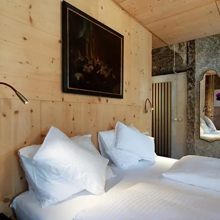 Cedae-m Chalet