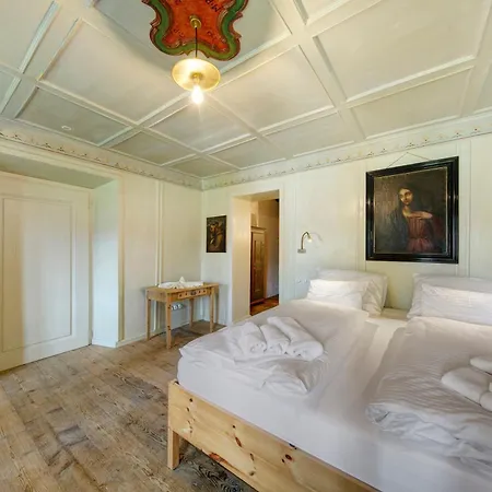 Cedae-m Chalet