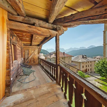 Cedae-m Chalet